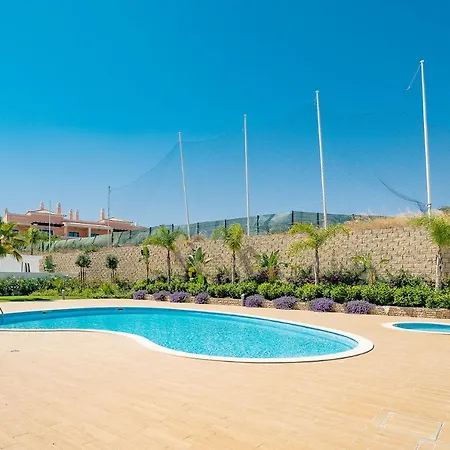 Appartamento Well Located Apartment, Ancora, Porto De Mos Lagos